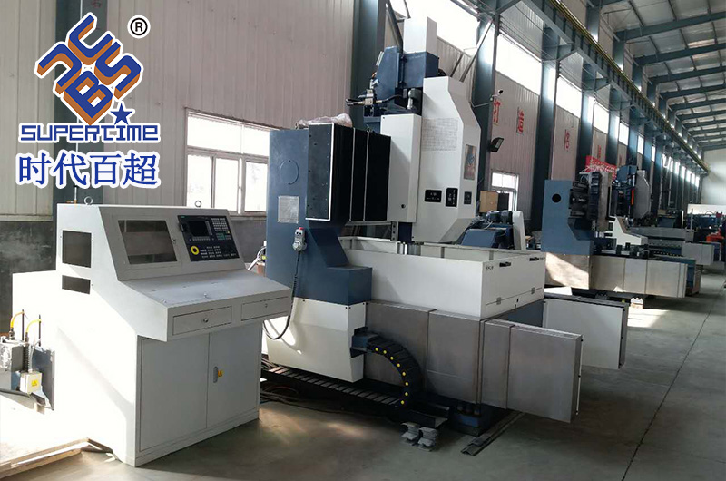 数控钻铣床图片